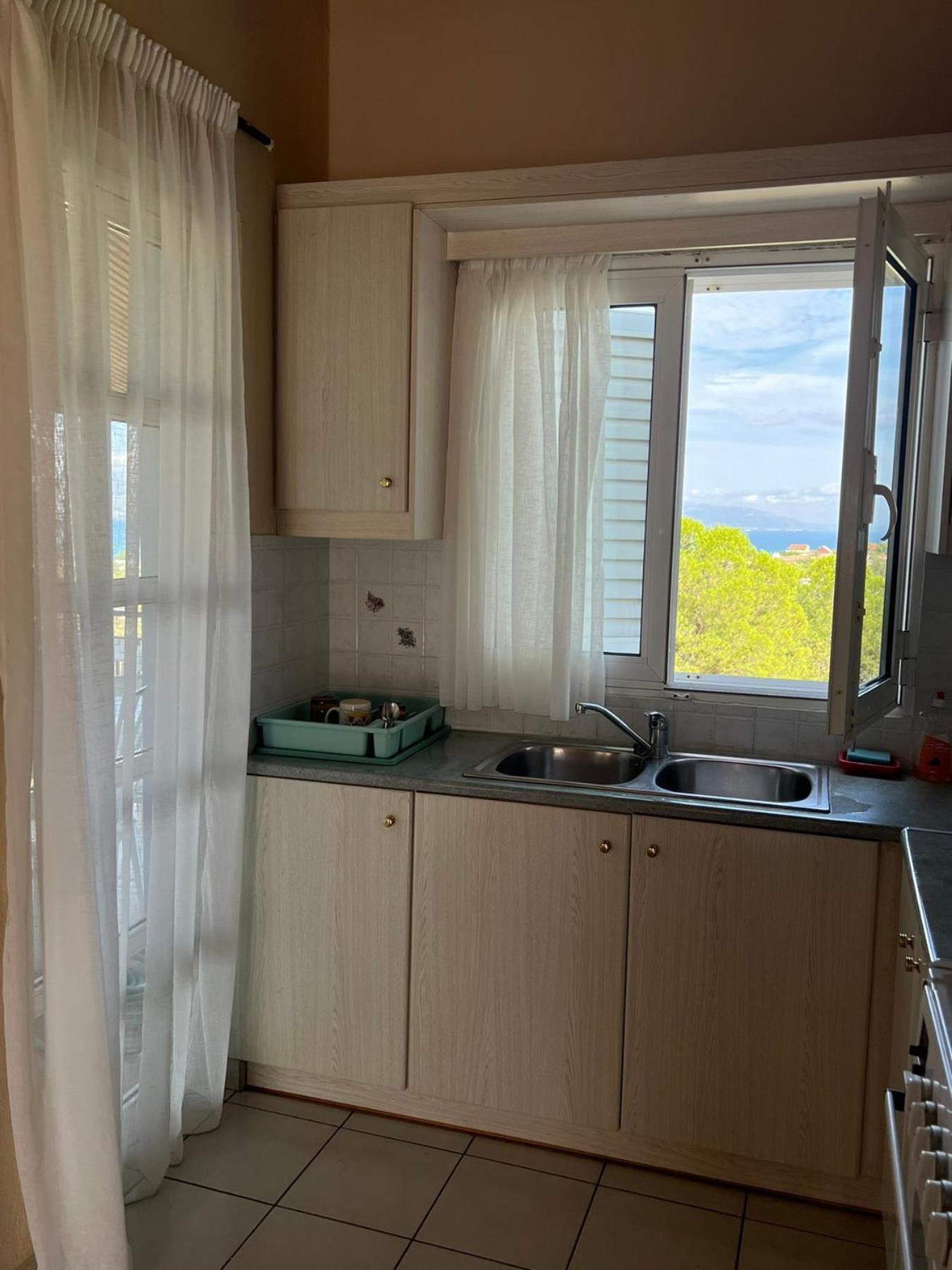 Xenia'S Seaview House Villa Paralia Avlidhos Bagian luar foto