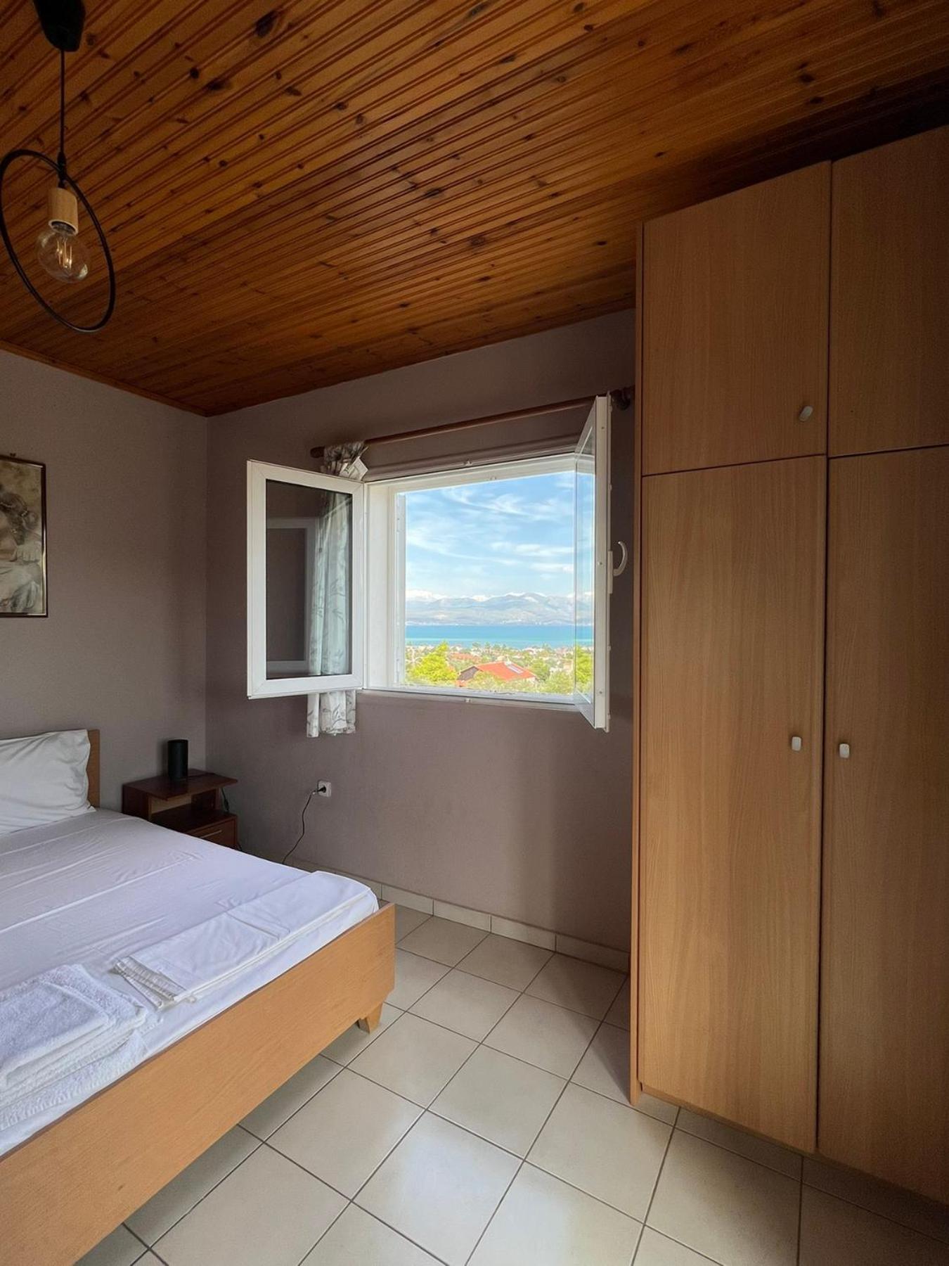 Xenia'S Seaview House Villa Paralia Avlidhos Bagian luar foto